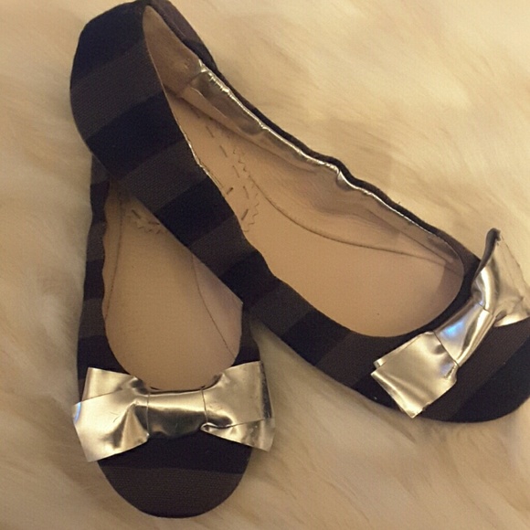 Prada black and gray stripes with silver bow - Picture 2 of 8